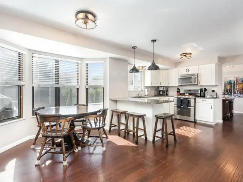 4 Bedroom Apartment 5773 Hargus Ct-7