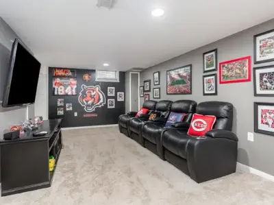 4 Bedroom Apartment 5773 Hargus Ct