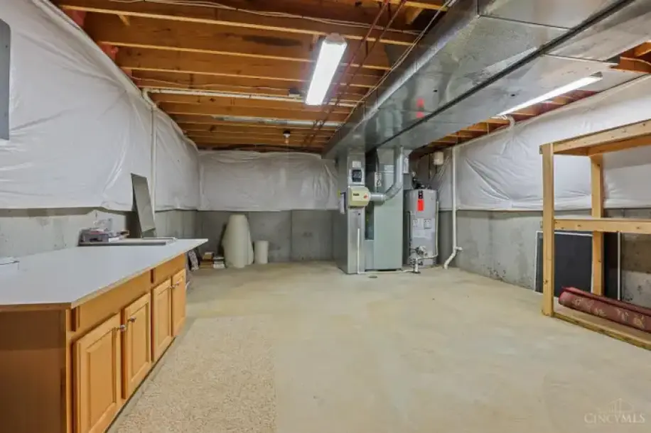 6329 Caddies Way, Mason, OH 45040-2