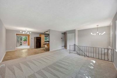 873 Tradewind Dr, Mason, OH 45040