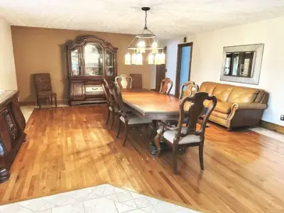 16770 Bridge Rd, Middlefield, OH 44062