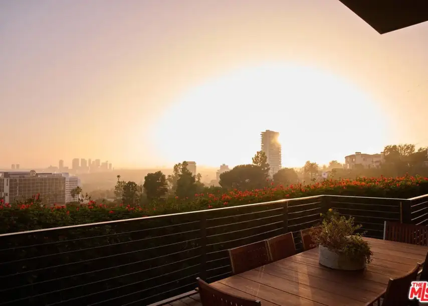 8951 St Ives Dr, West Hollywood, CA 90069-6