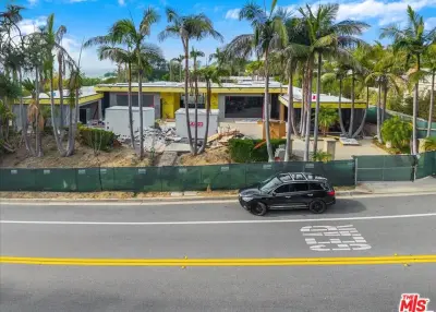 1855 Loma Vista Dr, Beverly Hills, CA 90210