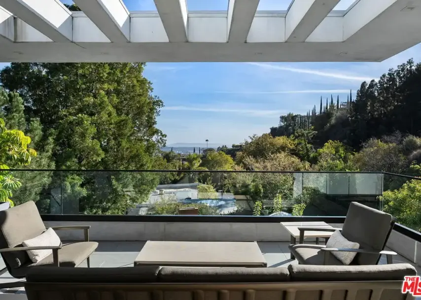 1527 Rising Glen Rd, Los Angeles, CA 90069-14