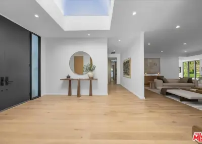 1836 Loma Vista Dr, Beverly Hills, CA 90210