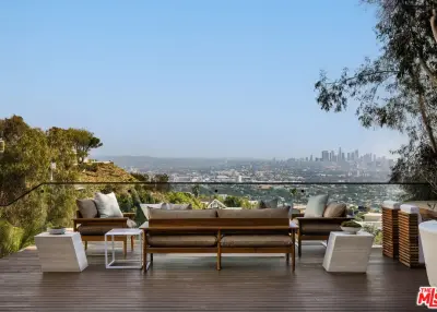 8650 Franklin Ave, Los Angeles, CA 90069