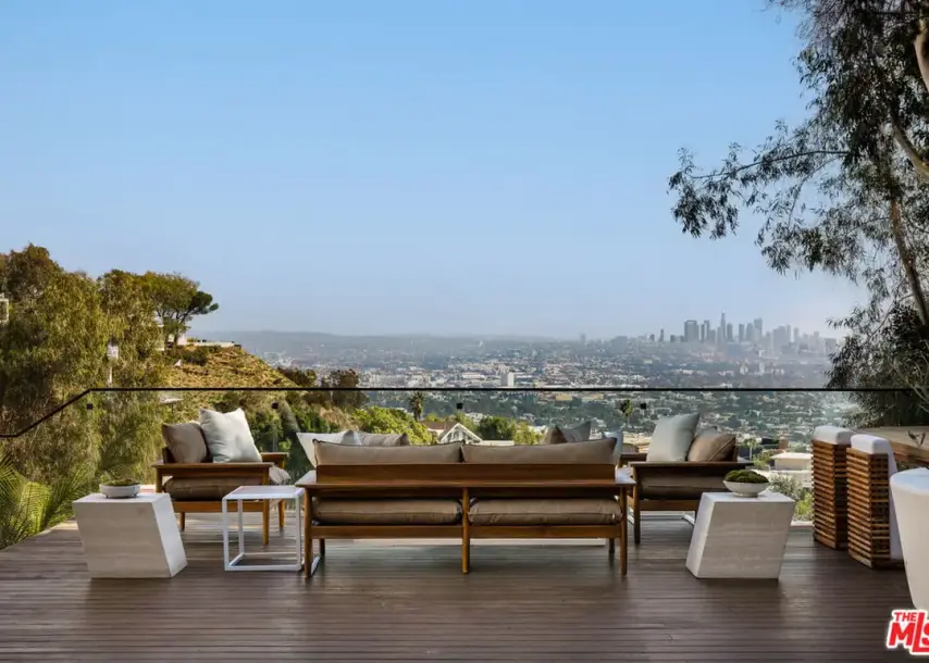 8650 Franklin Ave, Los Angeles, CA 90069-11