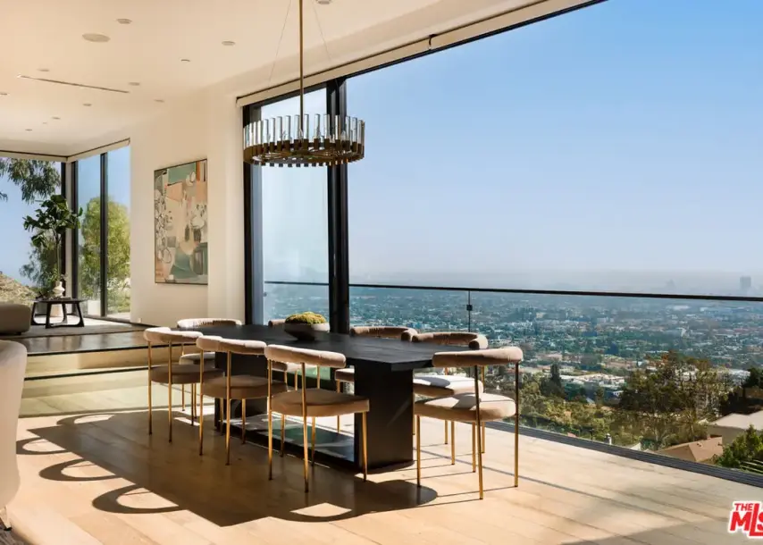 8650 Franklin Ave, Los Angeles, CA 90069-6